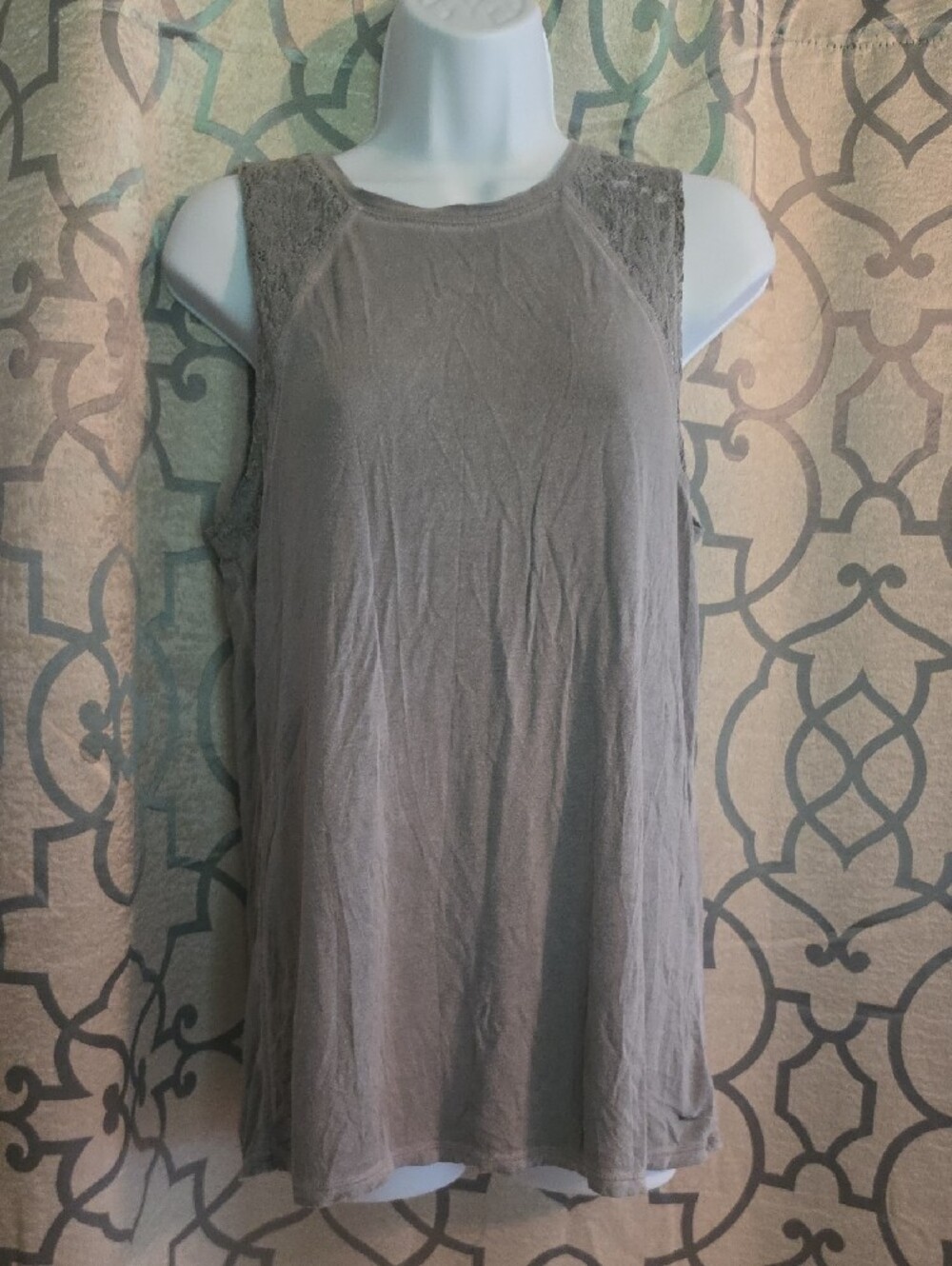 American Eagle Outfitters Lace-Shoulder Tank Top - Light Gray